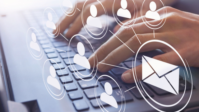 プレスリリース　メール